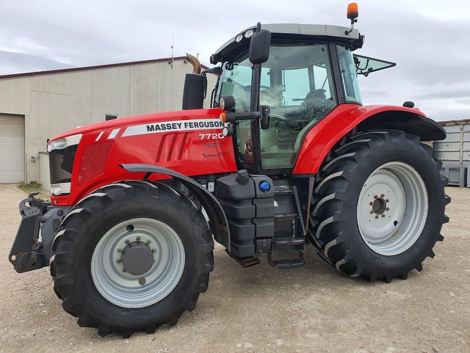 Tractor AGCO Massey Ferguson MF 7720