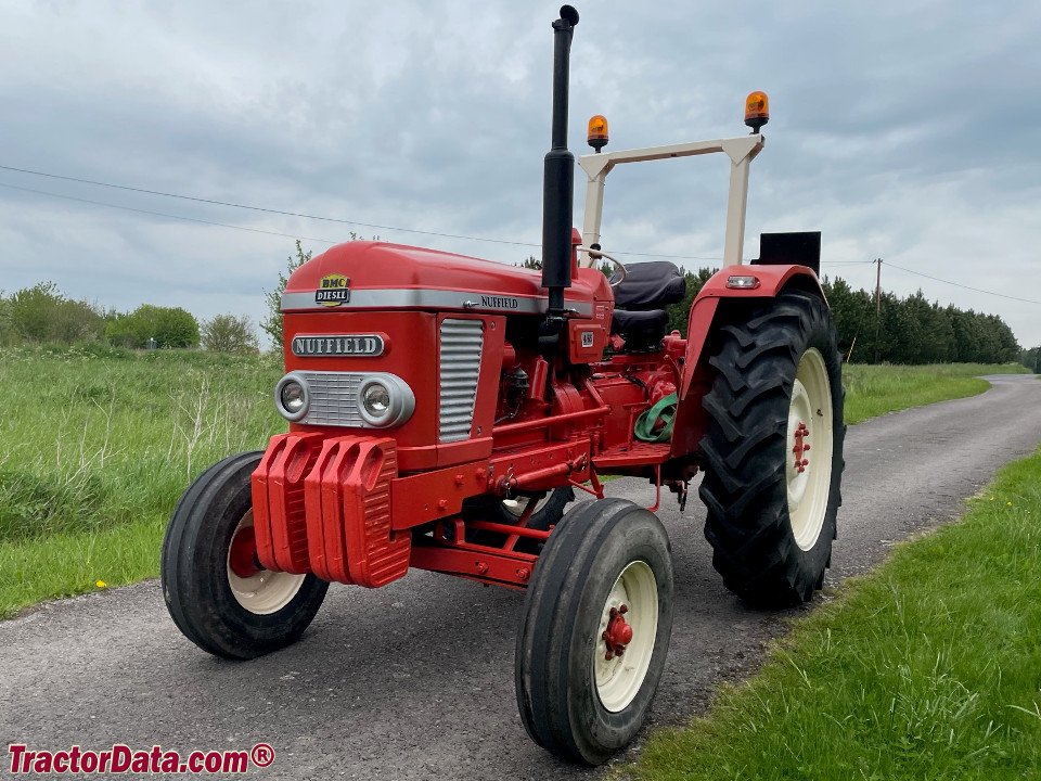 Tractor Nuffield 4/65