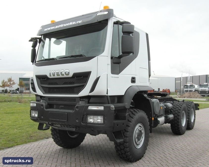 Lastwagen Iveco Trakker -VTA5411-10X4