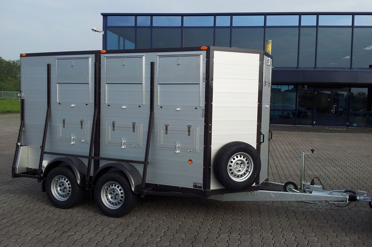 Przyczepy samochodowe do 3,5 t Blomert GRAPHIT WINTER