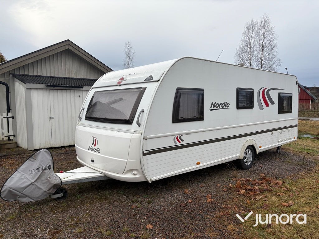 Trailer Buerstner AVERSO NORDIC