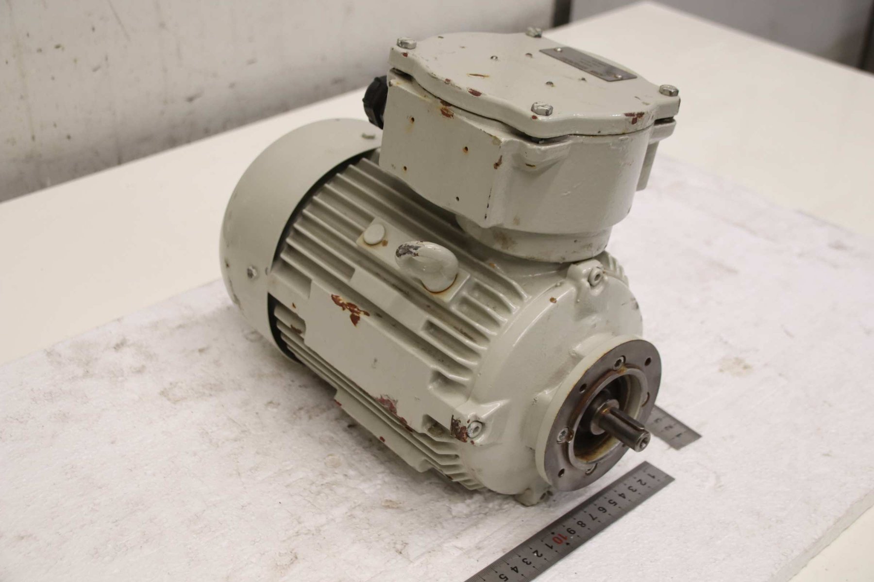 Elektromotor Toshiba CD90L2-2