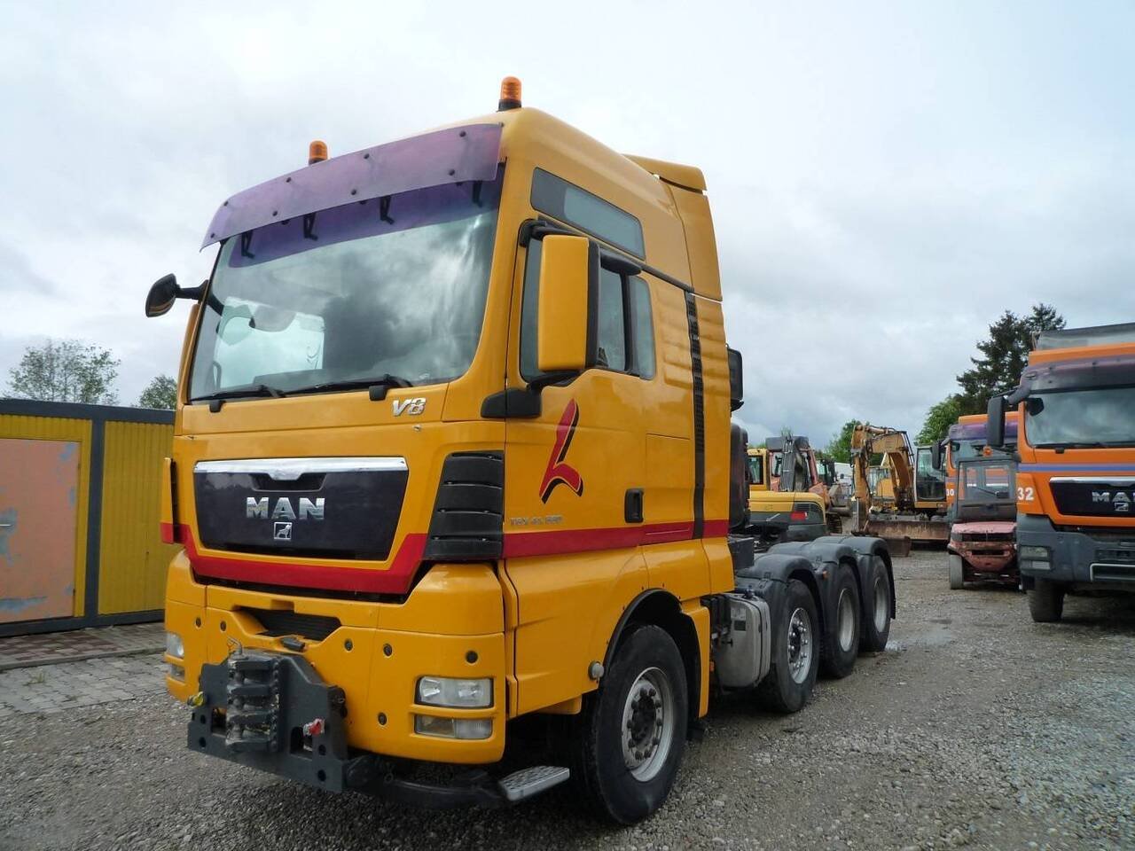 Truck MAN TGX 41.680 8X4/4 BBS