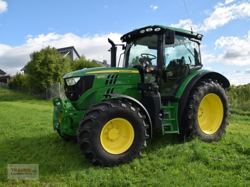 Tractor John Deere 6110R