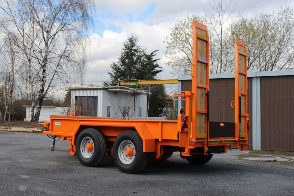 Anhänger Blomenroehr 7522