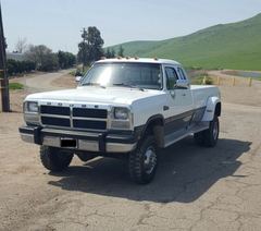 Dodge W350-WW34T-4X4