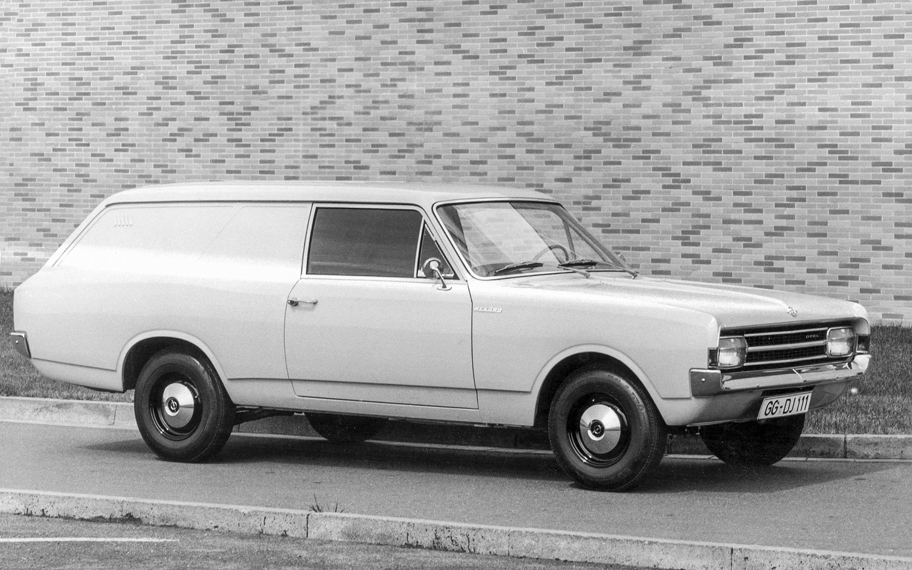 Van Opel REKORD-C