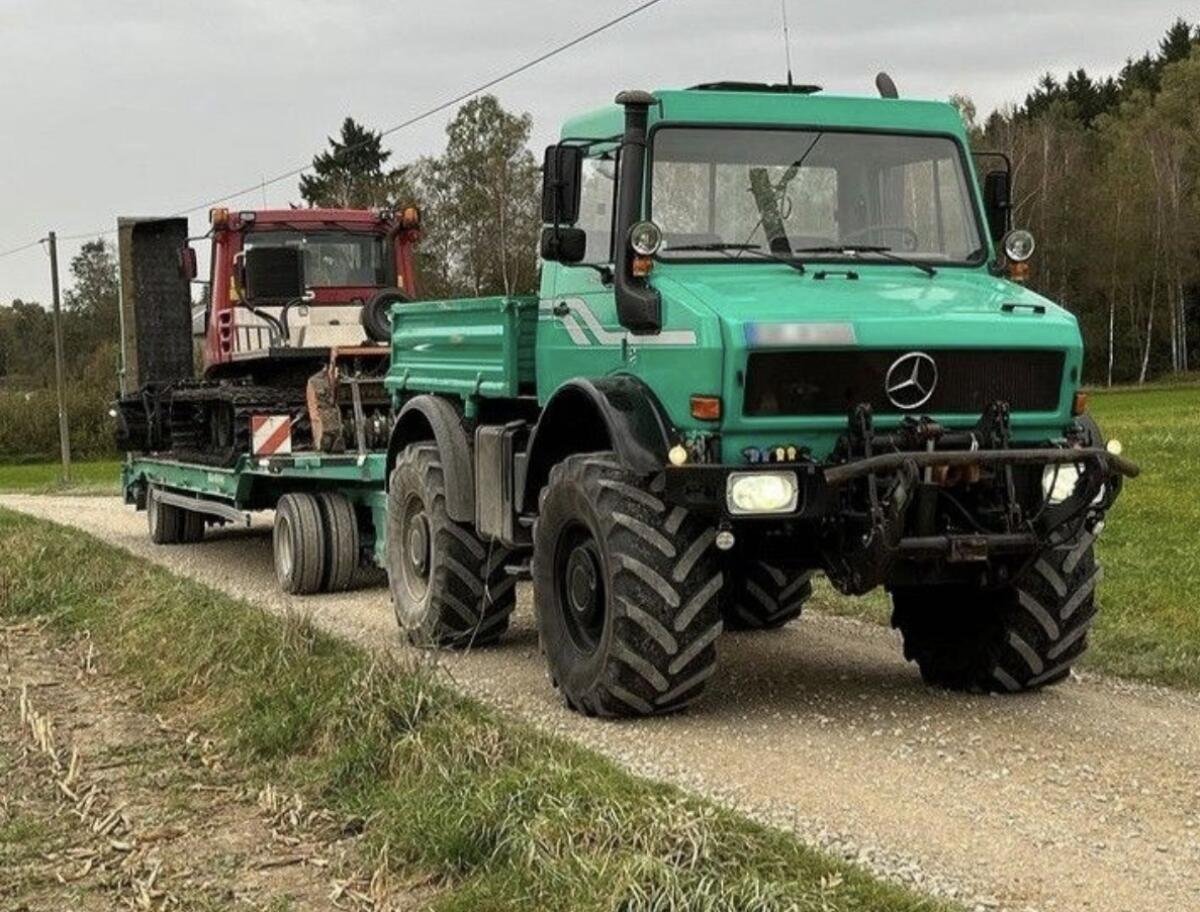 Truck Unimog U 1200/424C