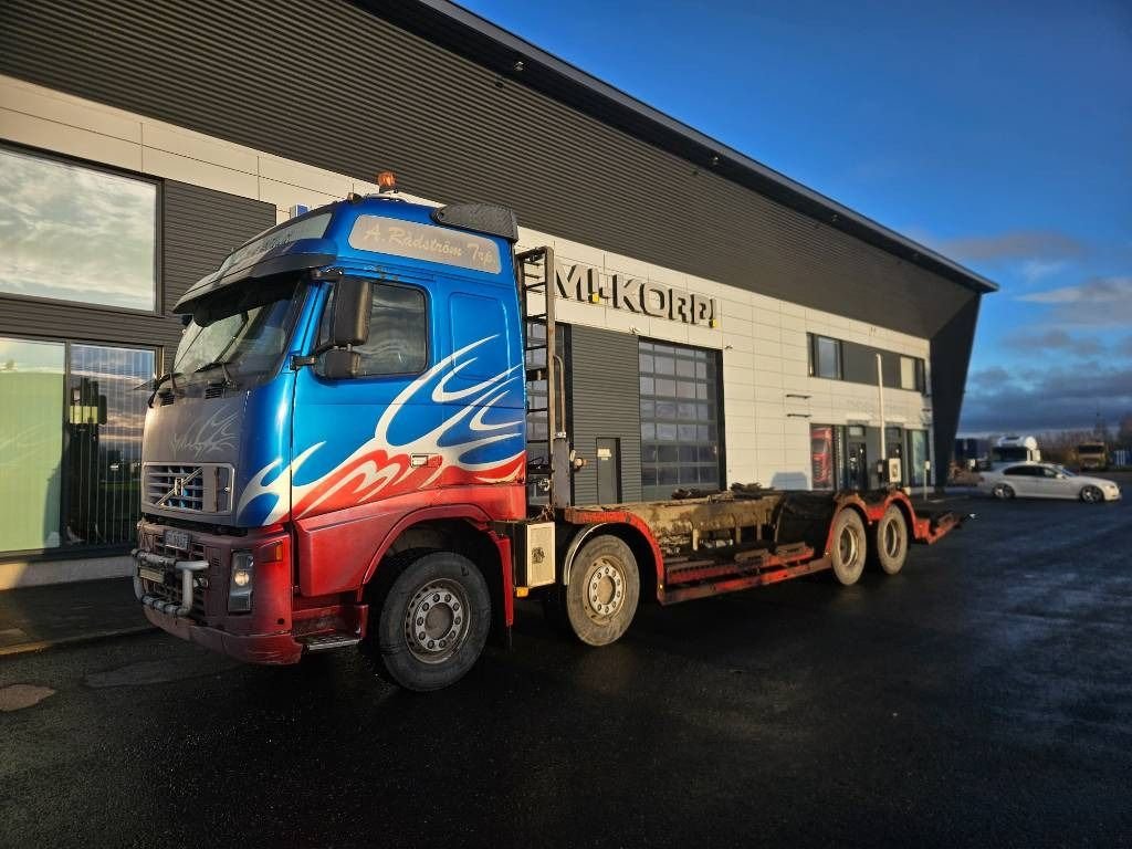 Truck Volvo FH12-FH84RB-8X4/220+290+137