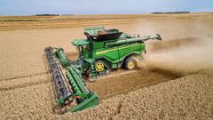 John Deere X9 1000