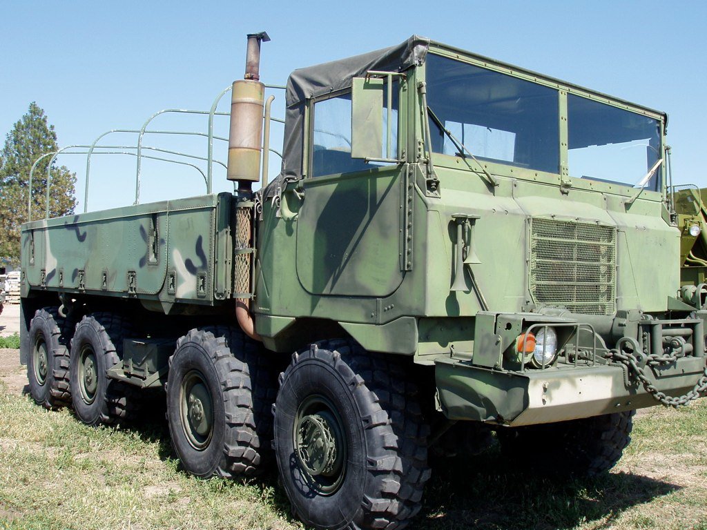 Militär- & Sonderfahrzeuge Ford M656