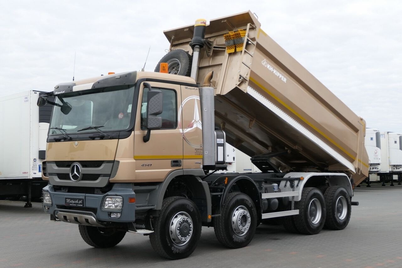 Truck Mercedes Benz 4141 8X4