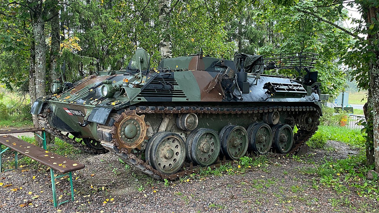 Saurer 4CM