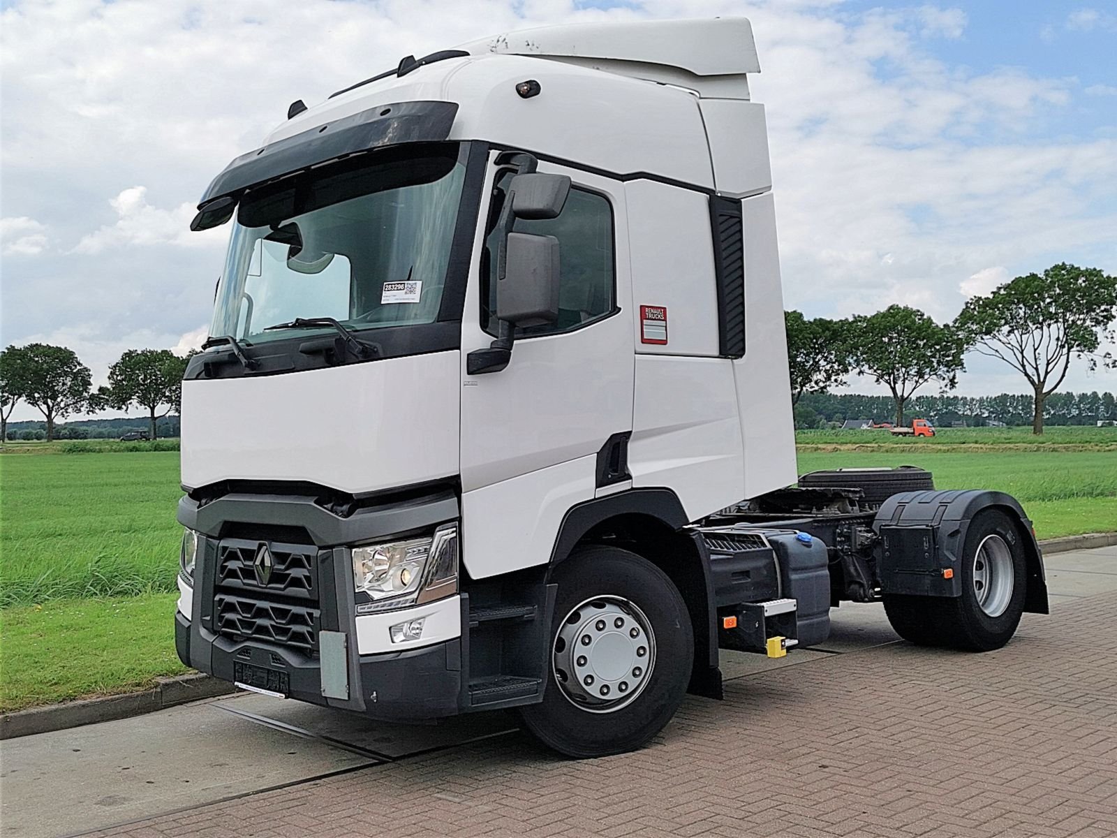 Truck Renault DXI 460.18 T 4X2- EUR