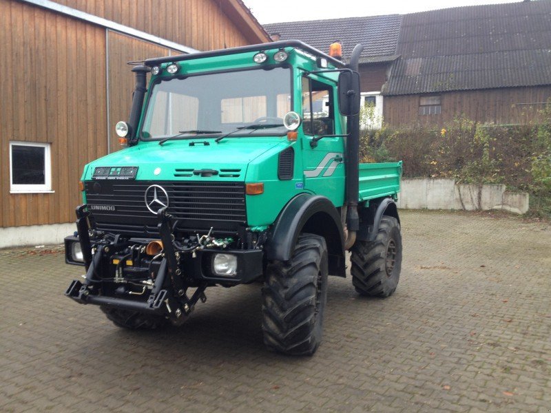 Truck Mercedes Benz U 1600