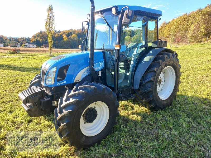 Tractor New Holland TN70D