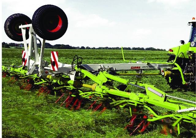CLAAS Volto 1050 T