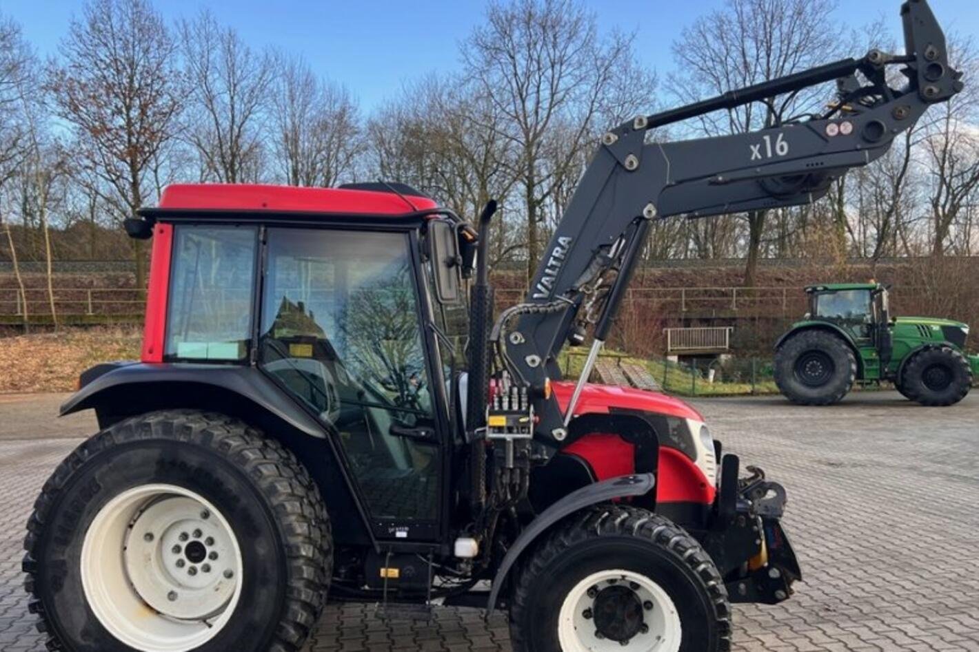 Tractor Valtra A 73 0 DT