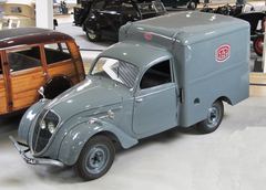 Peugeot 202 UH