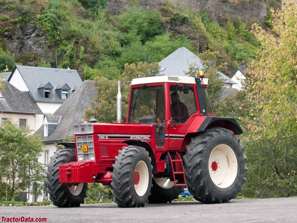 Tractor International Harvester 1455