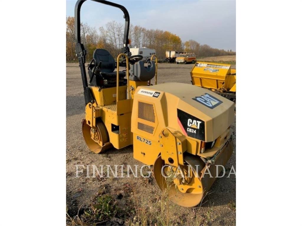 Caterpillar CB24B XT