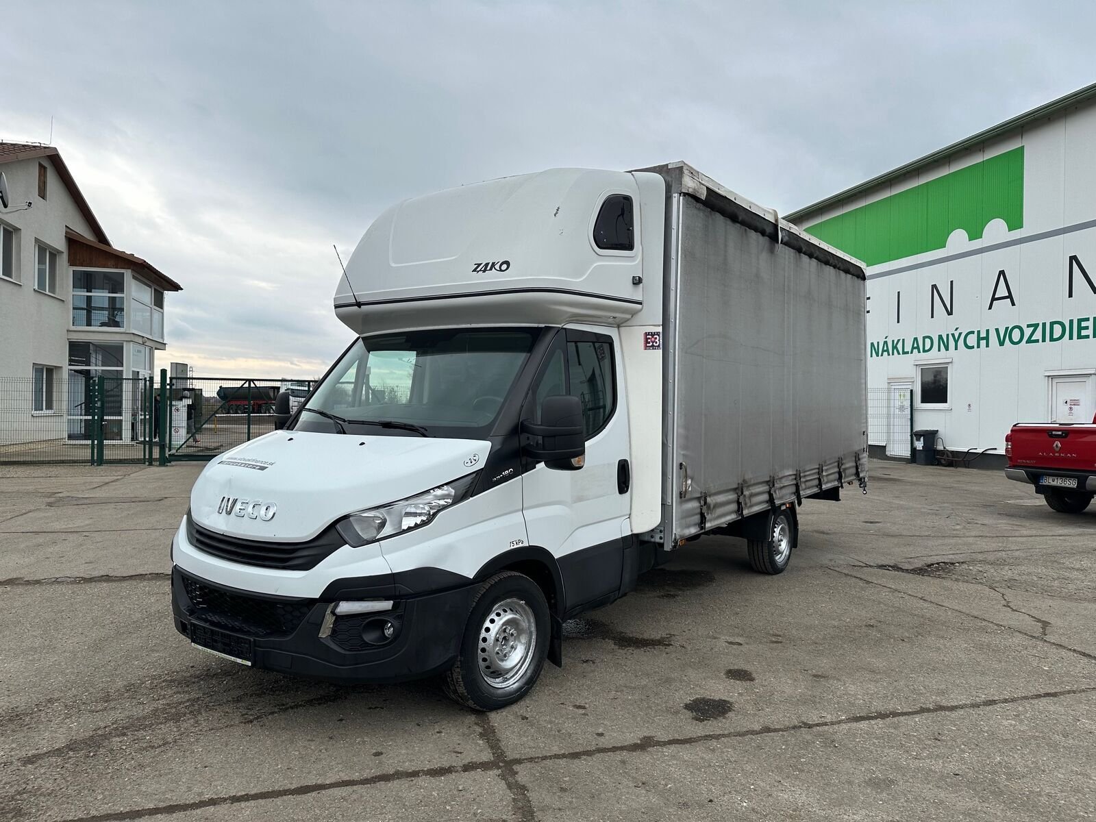 Van Iveco 35S17/DG