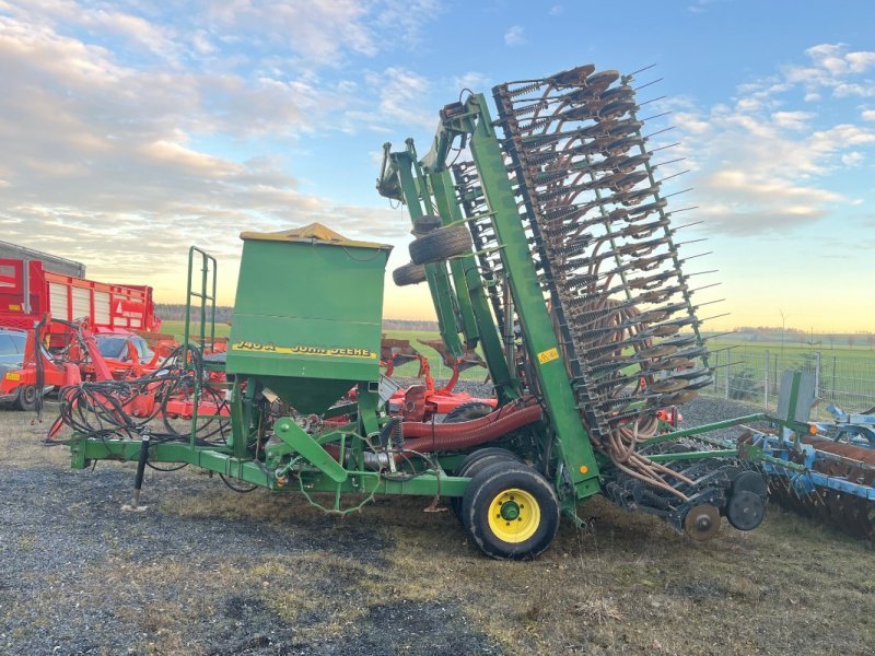 Crop protection John Deere 740
