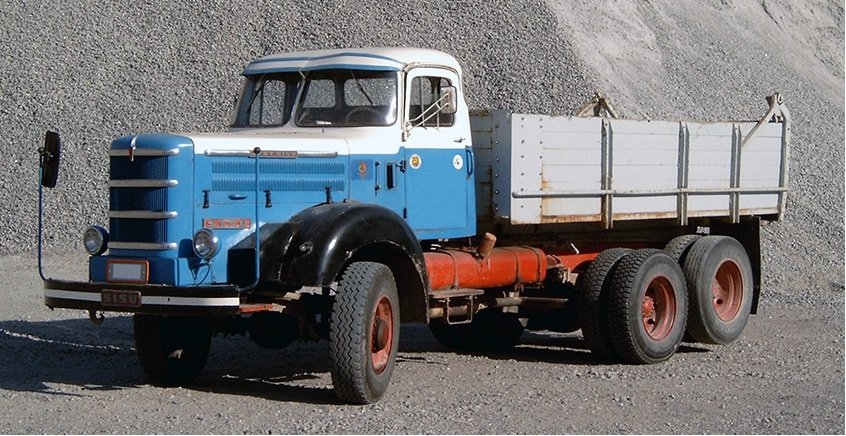 Truck Sisu L-139CV/4400