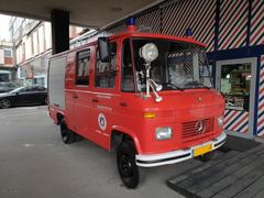 Mercedes Benz 409