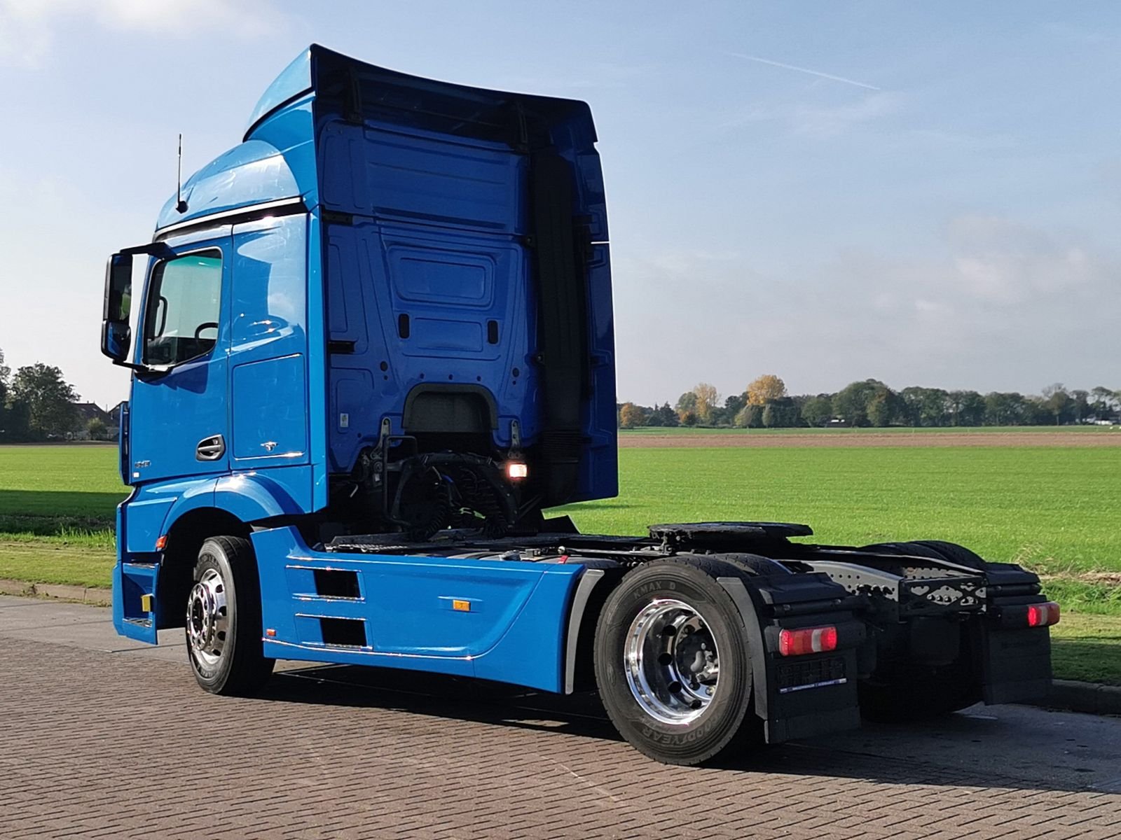 Lastwagen Cdl 84300-N