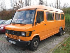 Mercedes Benz 207D-601D-2.5T/3050