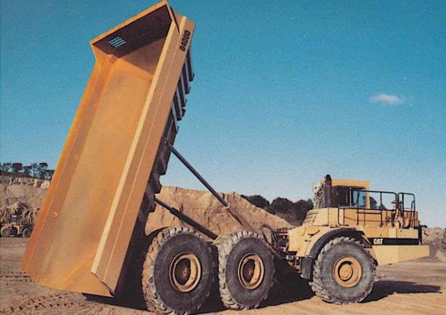 Mining machine Caterpillar D400D