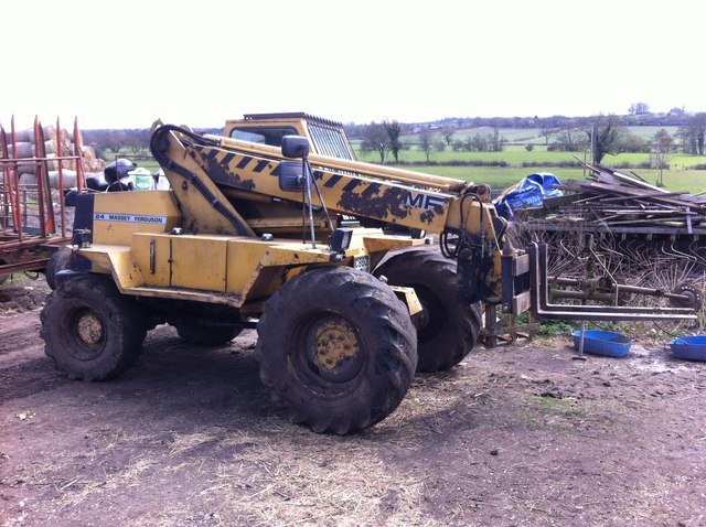 Tractor Massey Ferguson 24S
