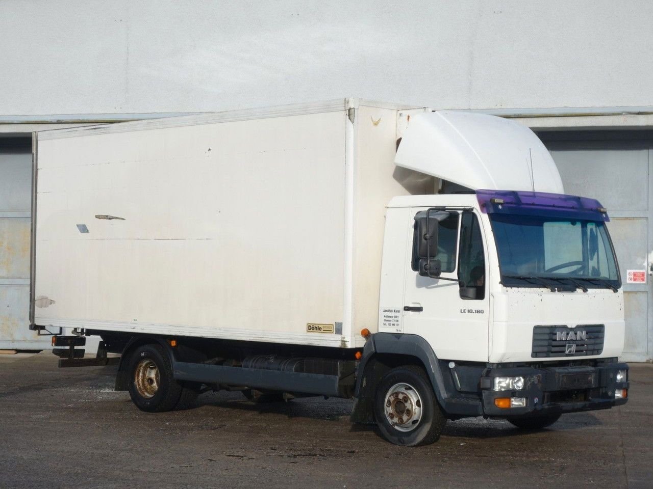 Samochód ciężarowy MAN L36