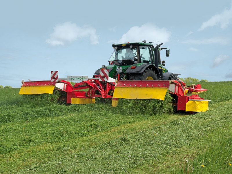 Mähwerke & Aufbereiter Pöttinger NovaCat X8 RC