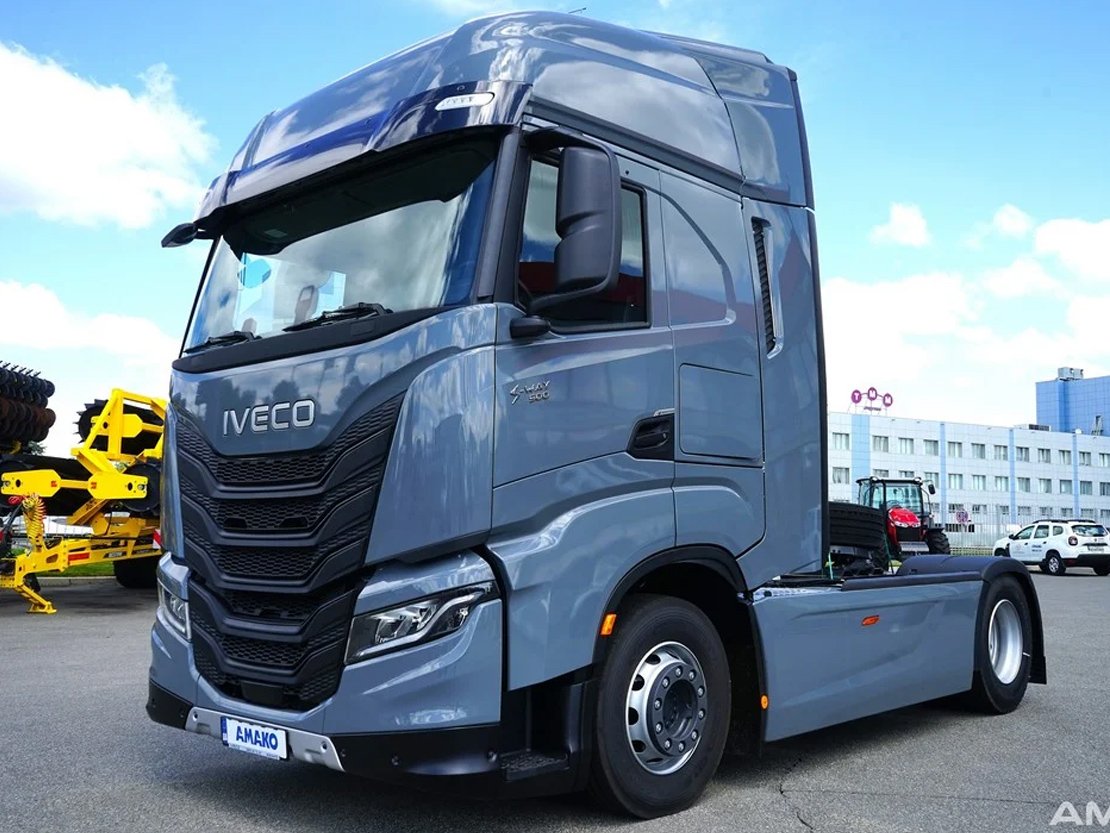 Truck Iveco AD440T/P