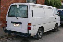 Nissan URVAN SWB