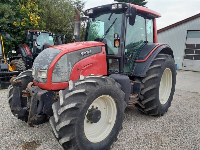 Valtra N141LS