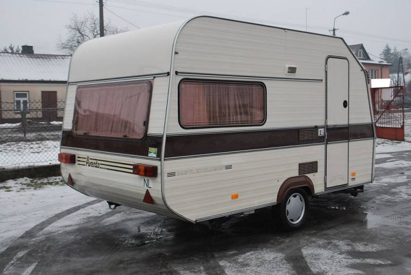 Anhänger AVENTO ROYAL 395 EXCL.