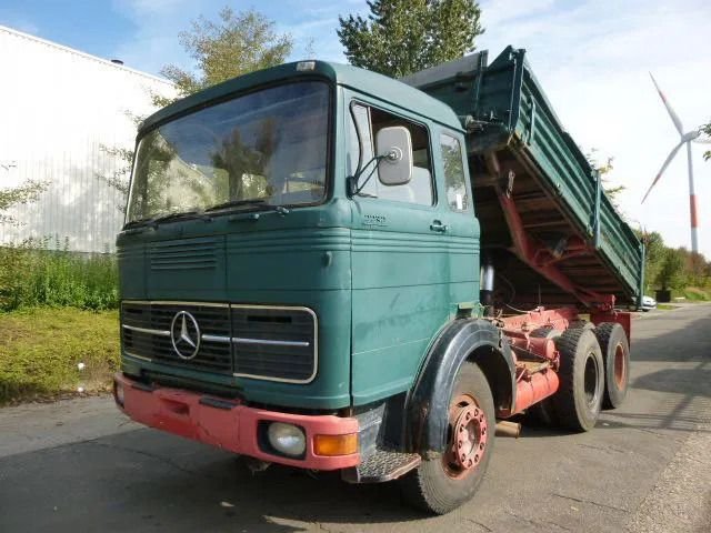 Truck Mercedes Benz LP 1113/4200