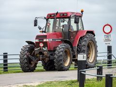 Case International 5130A-4X4/259