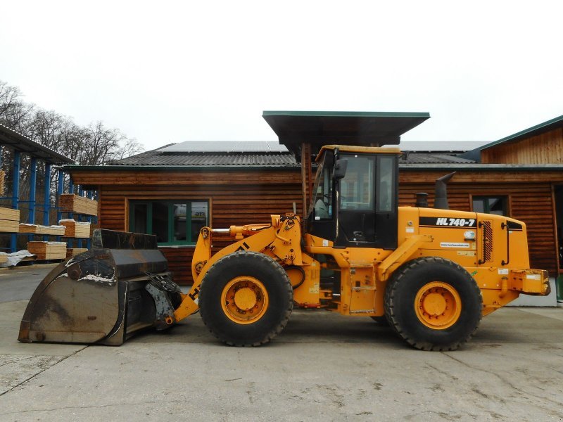 Hyundai HL740-7
