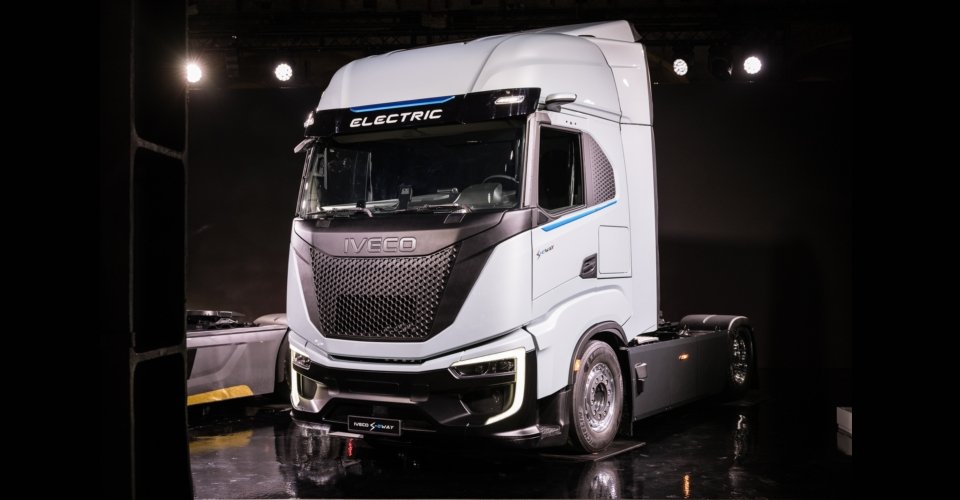 Truck Iveco ARTIC