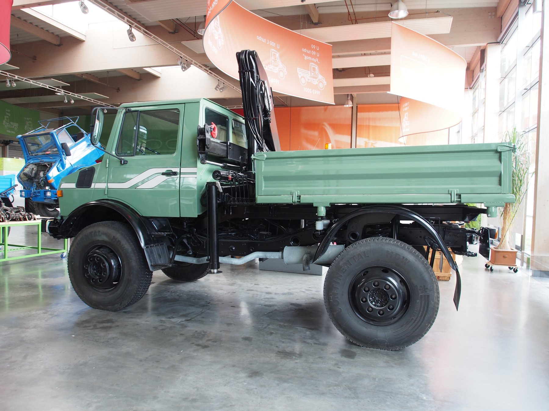 Truck Unimog U 1700 L