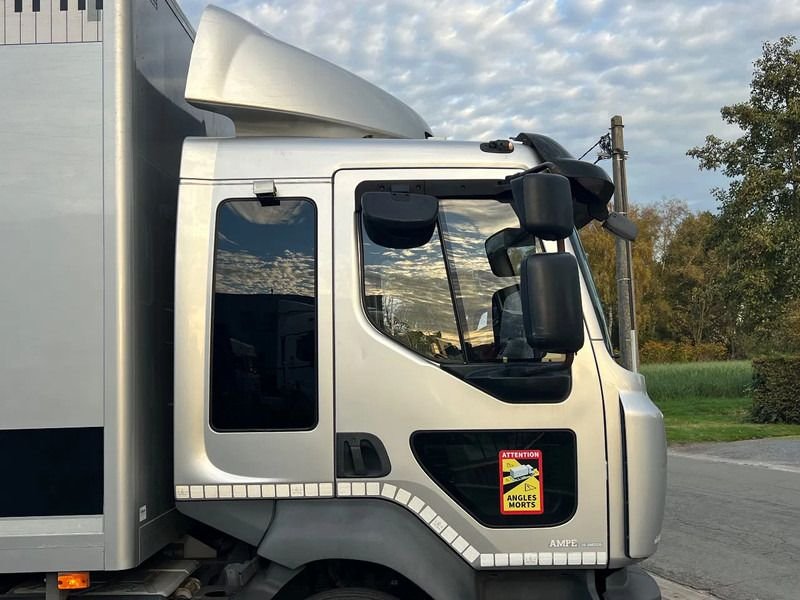 Truck Renault MIDLUM D250