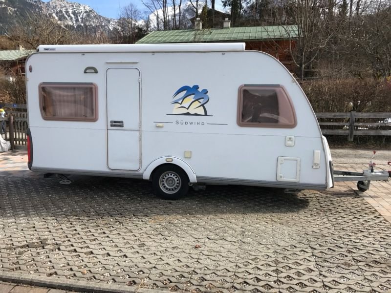 Anhänger Knaus 450 FU SUDWIND