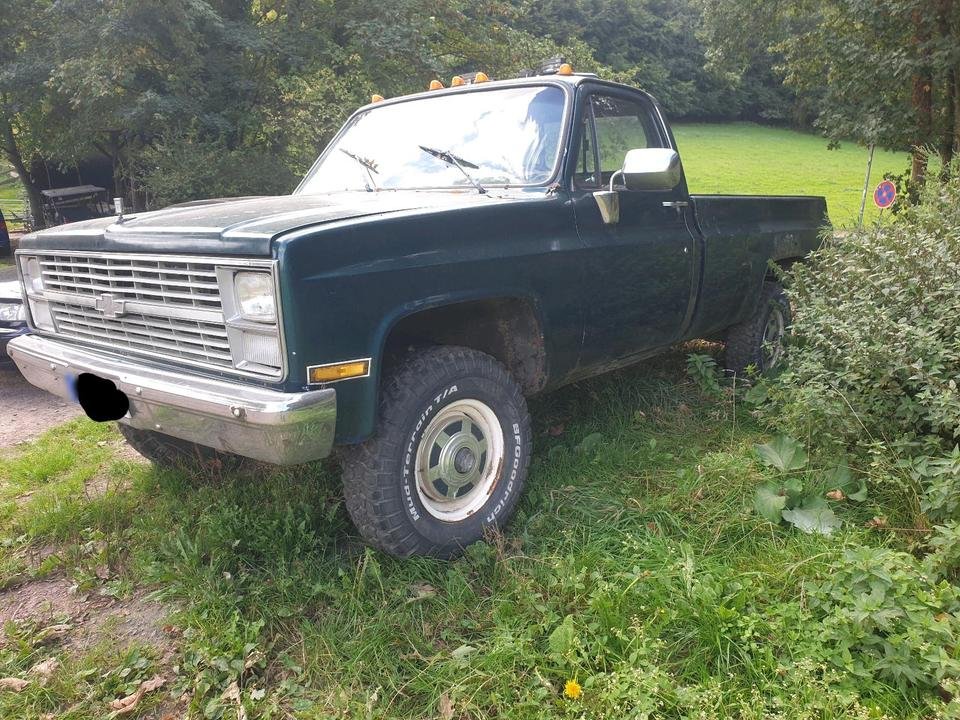 Lastwagen GMC K20