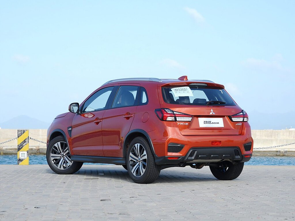 Van Mitsubishi ASX