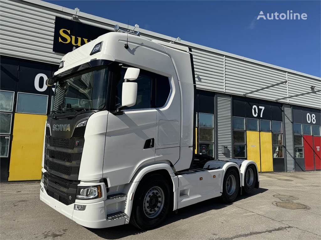 Scania 590 B6x2*4LB