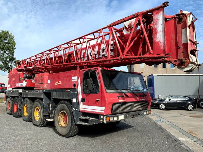 Mobile crane Grove GMK 3055
